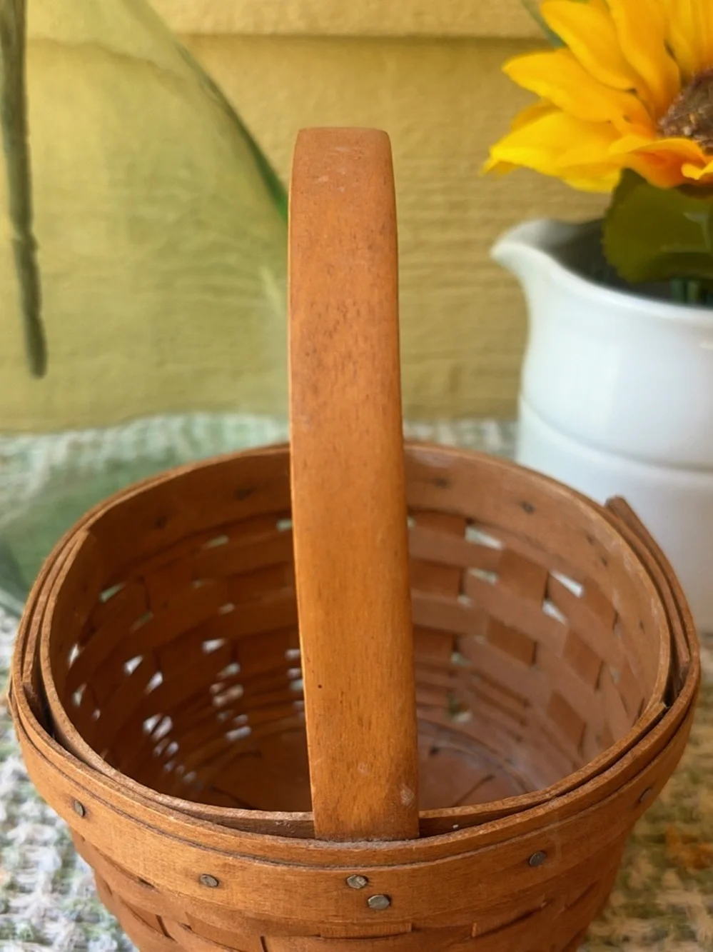 Longaberger Brown Woven Discovery Basket with Handle
